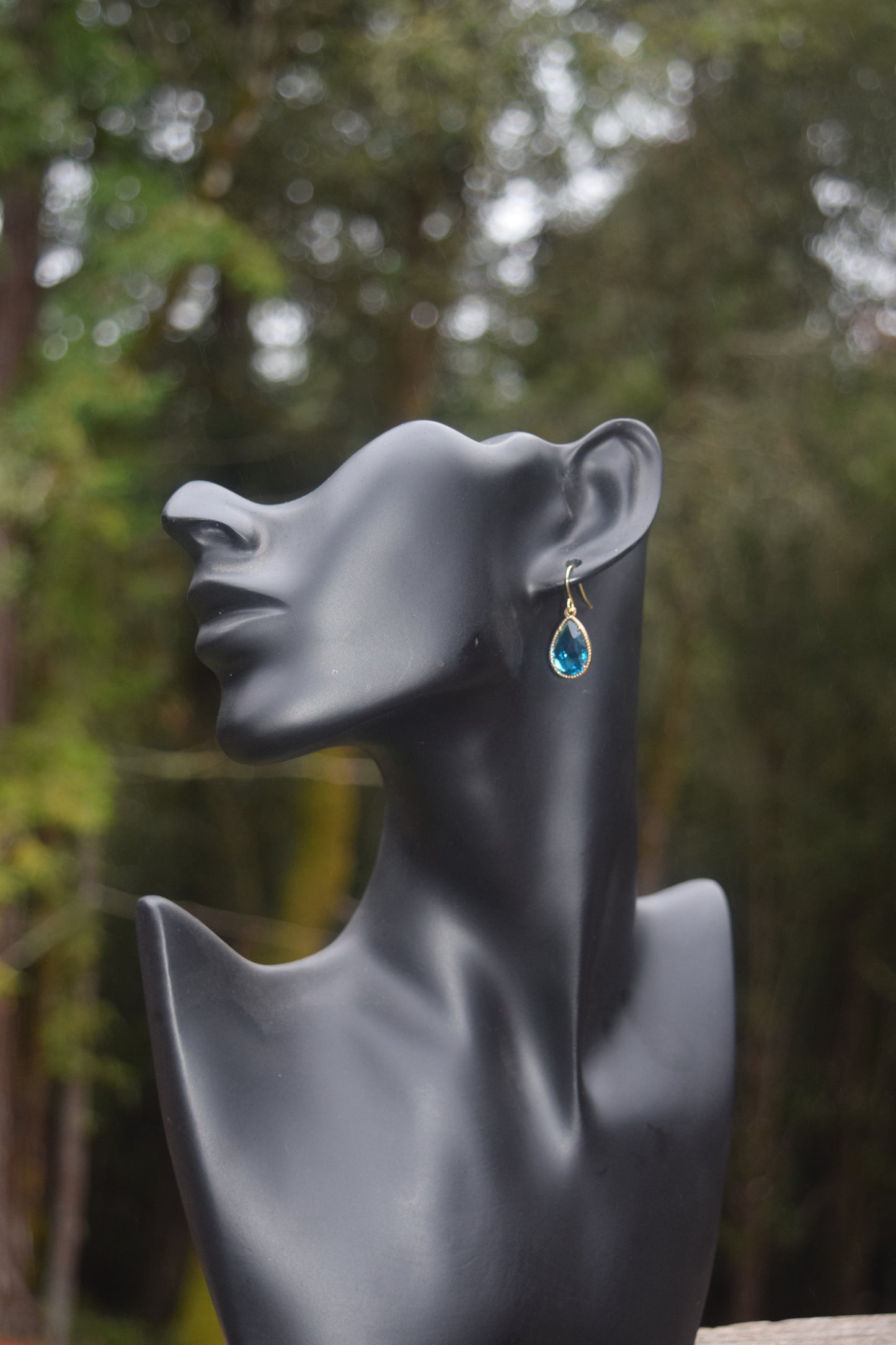 Blue Zicon Glass Teardrops 